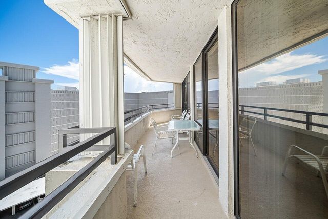 3560 S Ocean Boulevard 809, South Palm Beach, FL 33480