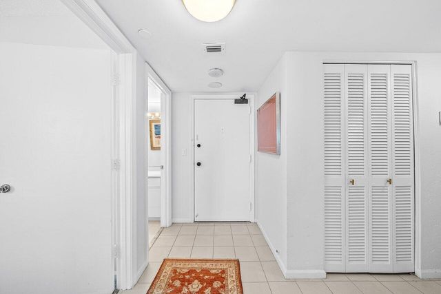 3560 S Ocean Boulevard 809, South Palm Beach, FL 33480