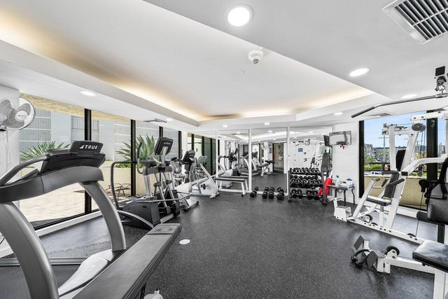 3560 S Ocean Boulevard 809, South Palm Beach, FL 33480