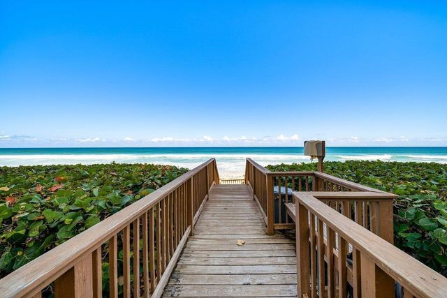 3560 S Ocean Boulevard 809, South Palm Beach, FL 33480