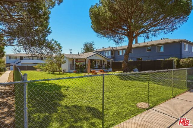 831 Centinela Avenue, Inglewood, CA 90302