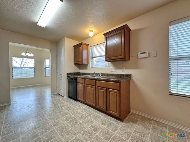 402 Curtis Drive, Killeen, TX 76542