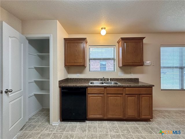 402 Curtis Drive, Killeen, TX 76542