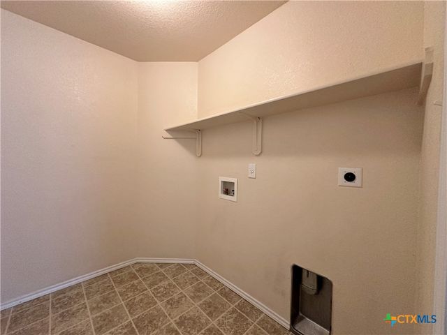 402 Curtis Drive, Killeen, TX 76542