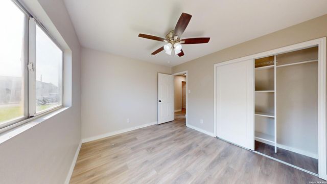 145 S WILLOW WAY, Cibolo, TX 78108