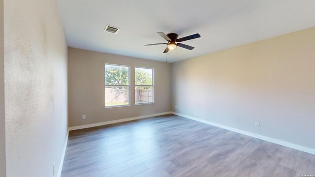 145 S WILLOW WAY, Cibolo, TX 78108