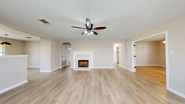 145 S WILLOW WAY, Cibolo, TX 78108