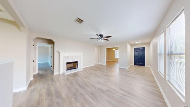 145 S WILLOW WAY, Cibolo, TX 78108