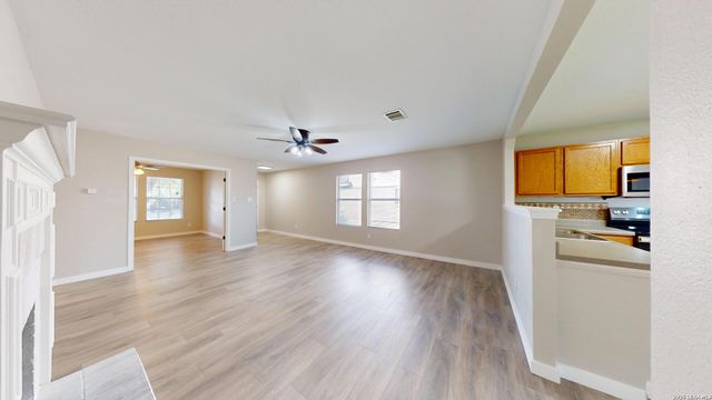 145 S WILLOW WAY, Cibolo, TX 78108