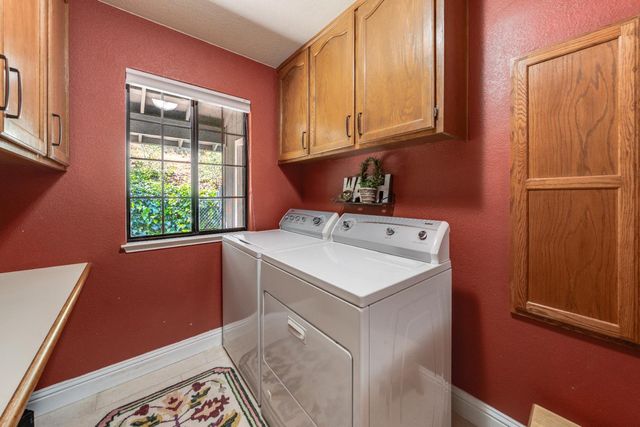 1150 Itow Ct, Penryn, CA 95663