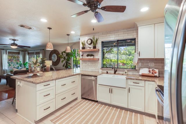 1150 Itow Ct, Penryn, CA 95663