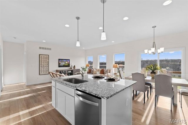 1 TBB Savoy @ Pinckney Ridge, Warrenton, MO 63383