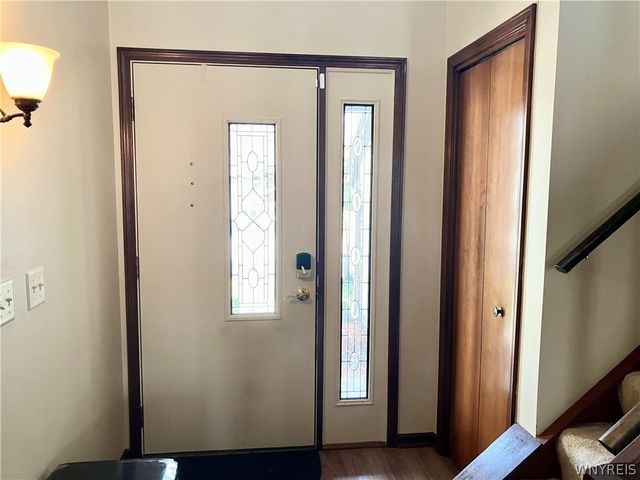 42 Eastwood Parkway, Lancaster, NY 14043