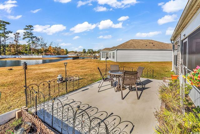 623 Burnt Ash Dr., Longs, SC 29568