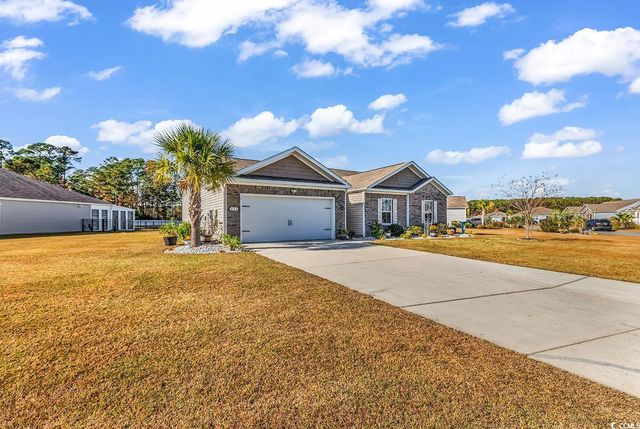 623 Burnt Ash Dr., Longs, SC 29568