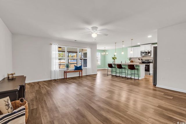 623 Burnt Ash Dr., Longs, SC 29568