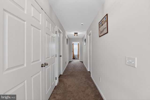 30 PATRICIA DR, Trappe, PA 19426