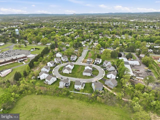 30 PATRICIA DR, Trappe, PA 19426