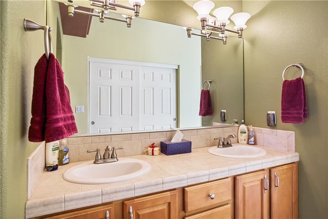 5618 S Wishing Place, Fort Mohave, AZ 86426