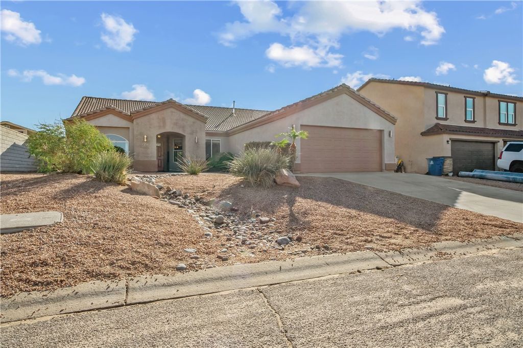 5618 S Wishing Place, Fort Mohave, AZ 86426