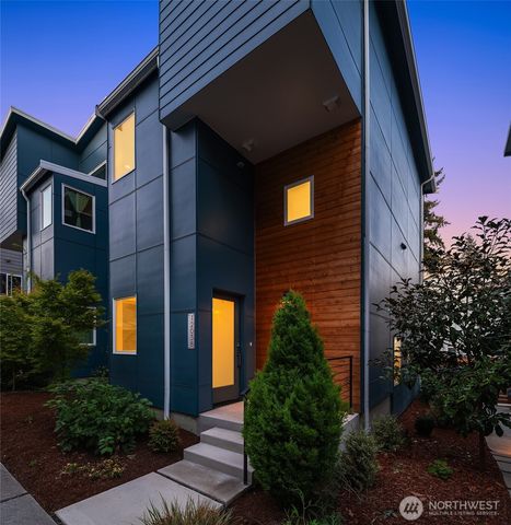 12038 33rd Avenue NE, Seattle, WA 98125