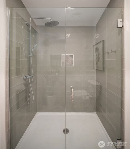 12038 33rd Avenue NE, Seattle, WA 98125