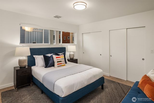 12038 33rd Avenue NE, Seattle, WA 98125