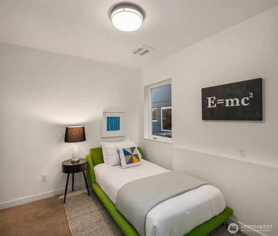 12038 33rd Avenue NE, Seattle, WA 98125