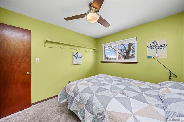 32952 Avondale Street, Westland, MI 48186