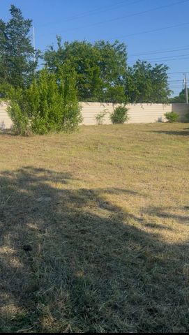 3431 SINGLETON Boulevard, Dallas, TX 75212