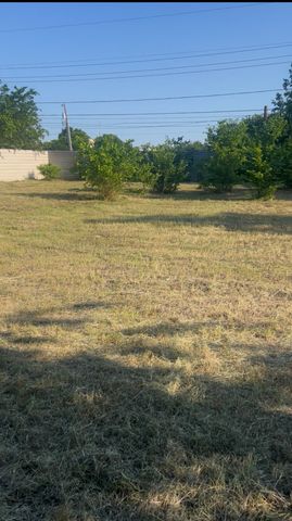3431 SINGLETON Boulevard, Dallas, TX 75212