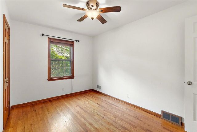 4742 Curwood Avenue, Grand Rapids, MI 49508