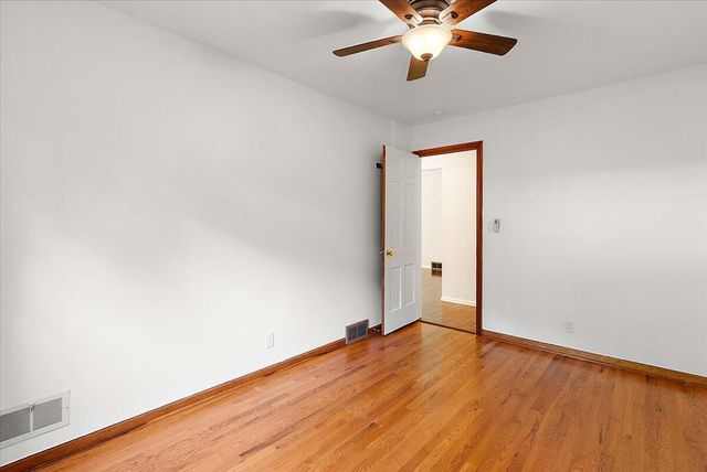 4742 Curwood Avenue, Grand Rapids, MI 49508