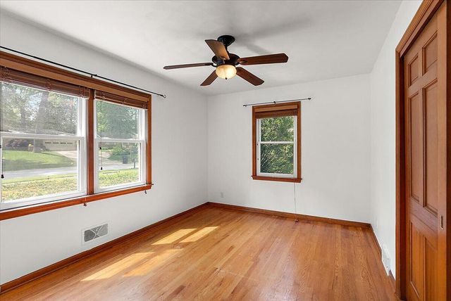 4742 Curwood Avenue, Grand Rapids, MI 49508