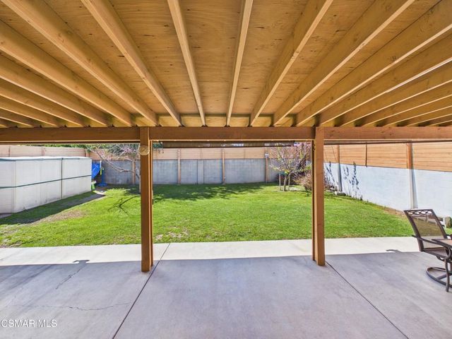 831 N Beachwood Drive, Burbank, CA 91506