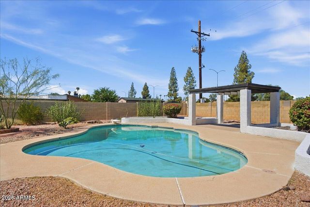 2018 S DAVIS Circle, Mesa, AZ 85210