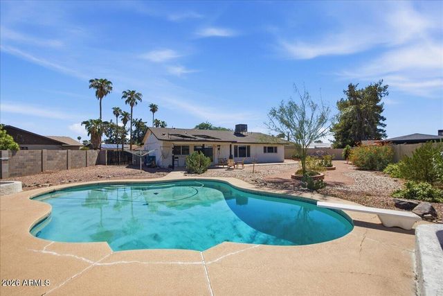 2018 S DAVIS Circle, Mesa, AZ 85210
