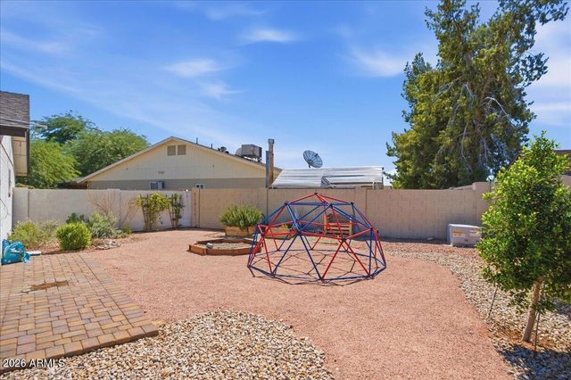 2018 S DAVIS Circle, Mesa, AZ 85210