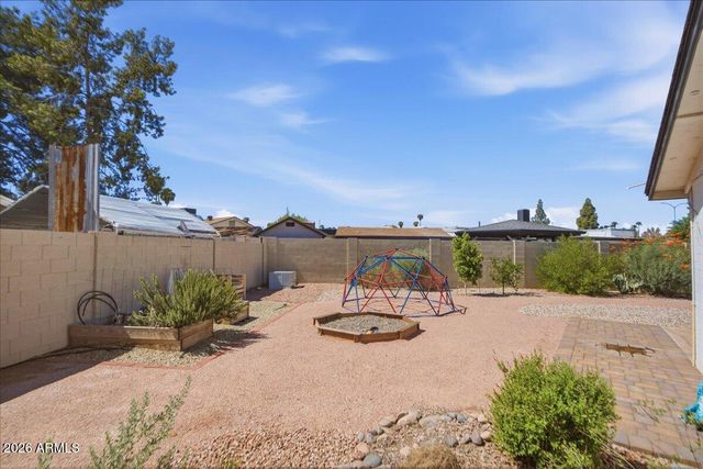 2018 S DAVIS Circle, Mesa, AZ 85210