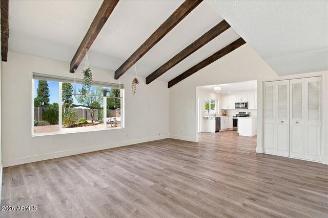 2018 S DAVIS Circle, Mesa, AZ 85210
