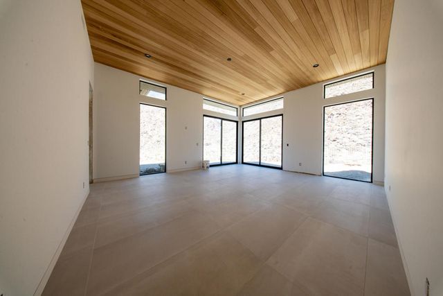 1133 W Dolores Court, Palm Springs, CA 92262