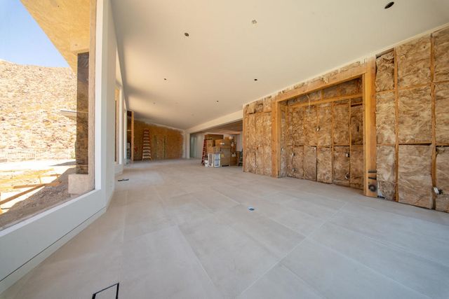 1133 W Dolores Court, Palm Springs, CA 92262