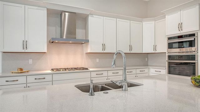 8950 BAROQUE TERRACE, Sarasota, FL 34240