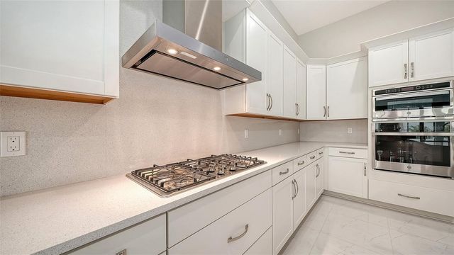 8950 BAROQUE TERRACE, Sarasota, FL 34240