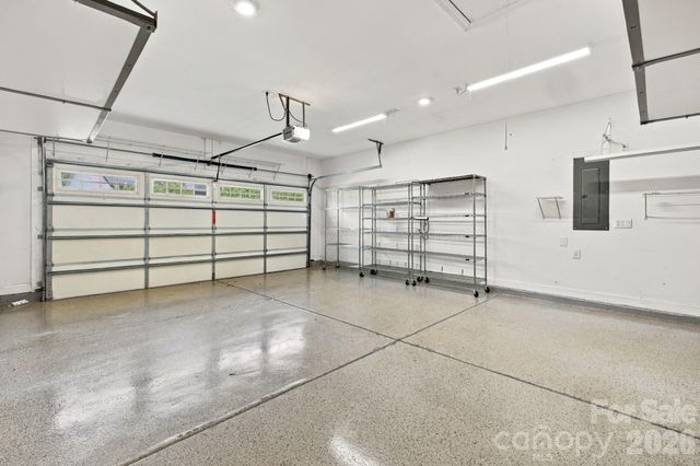 8407 Festival Way, Charlotte, NC 28215