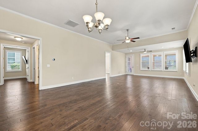 8407 Festival Way, Charlotte, NC 28215