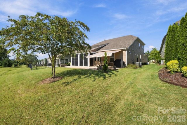 8407 Festival Way, Charlotte, NC 28215