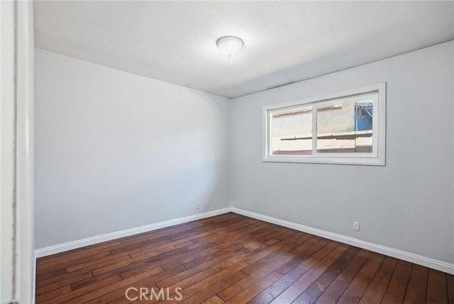 2083 S Cedar Street, Santa Ana, CA 92707