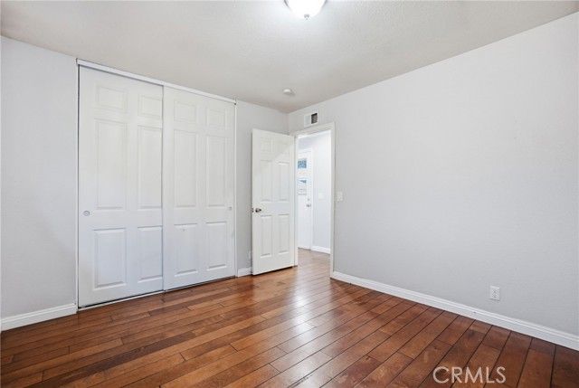 2083 S Cedar Street, Santa Ana, CA 92707