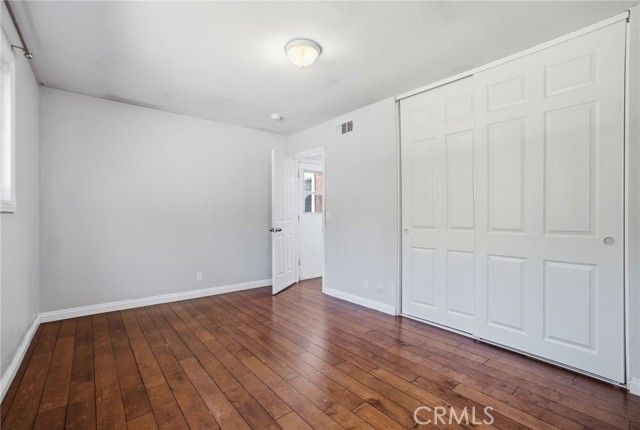 2083 S Cedar Street, Santa Ana, CA 92707